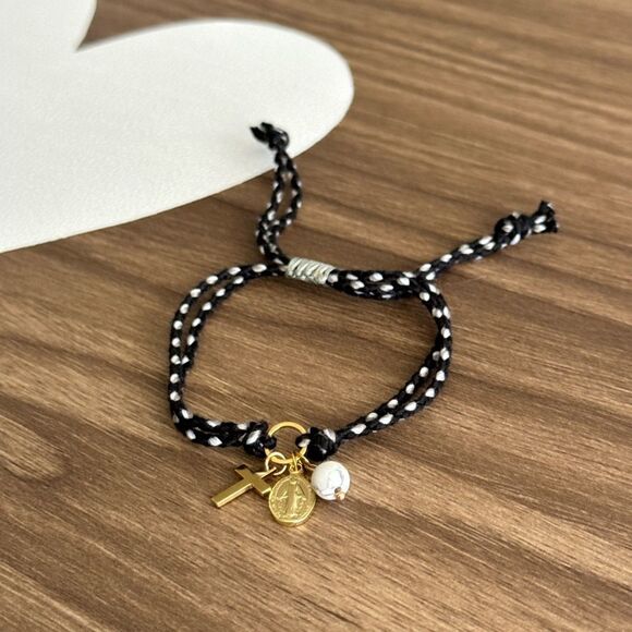 Virgin Mary bracelet Q221 - Picture 5 of 6